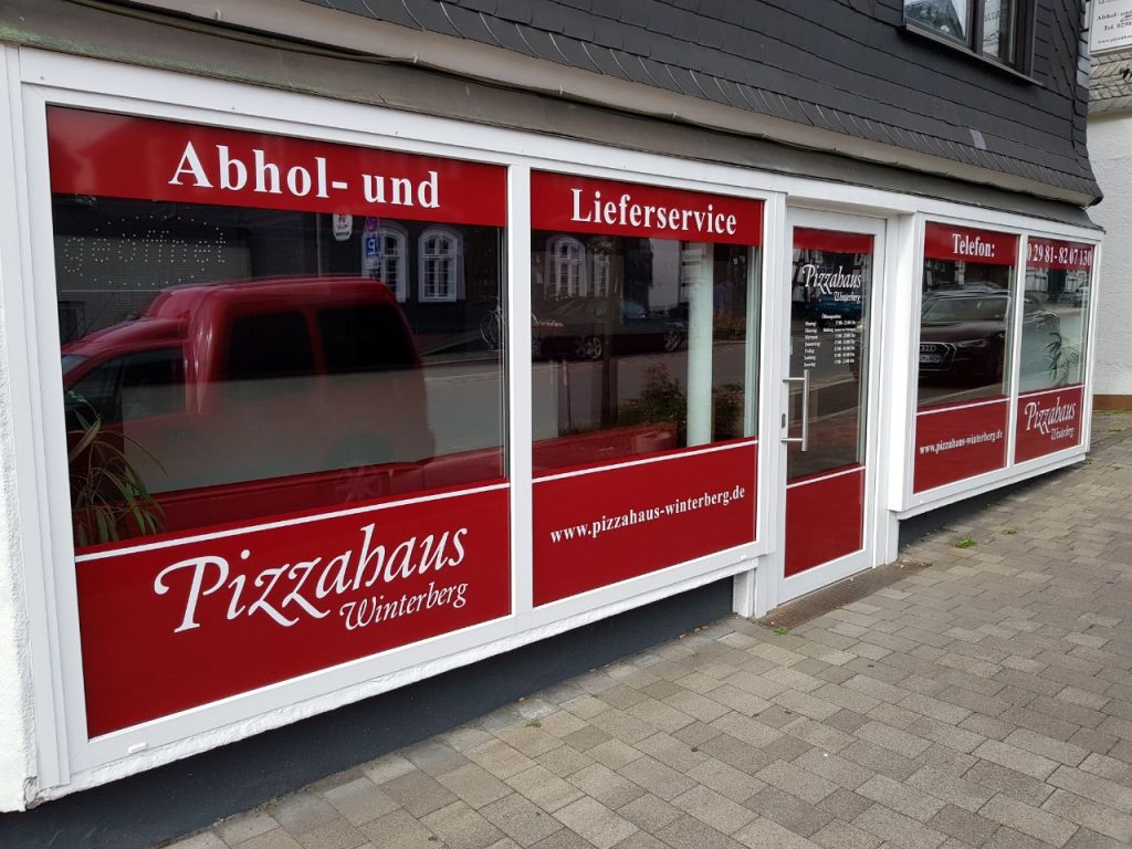 Schaufenster Abhol- und Lieferservice in der Marktstraße